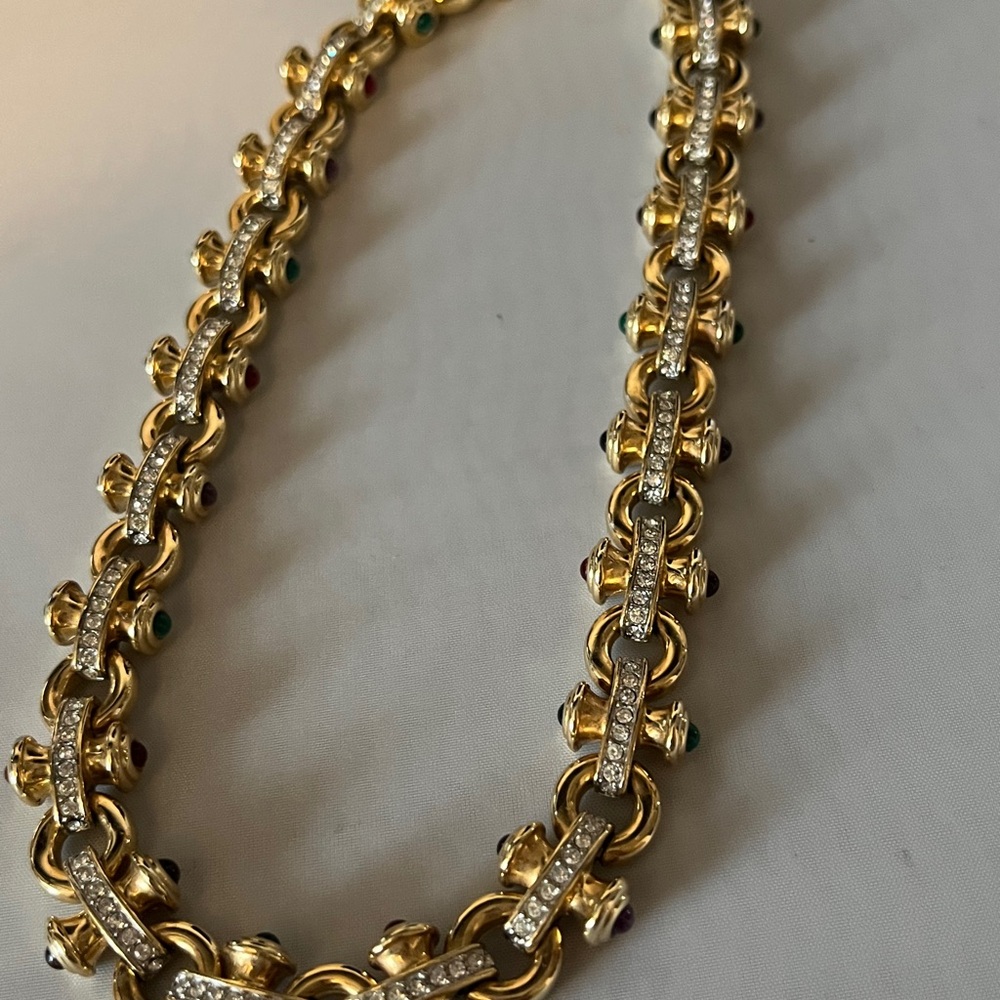 Luxurious Gold and Multicolor Gemstone Necklace - Picture 13 of 14